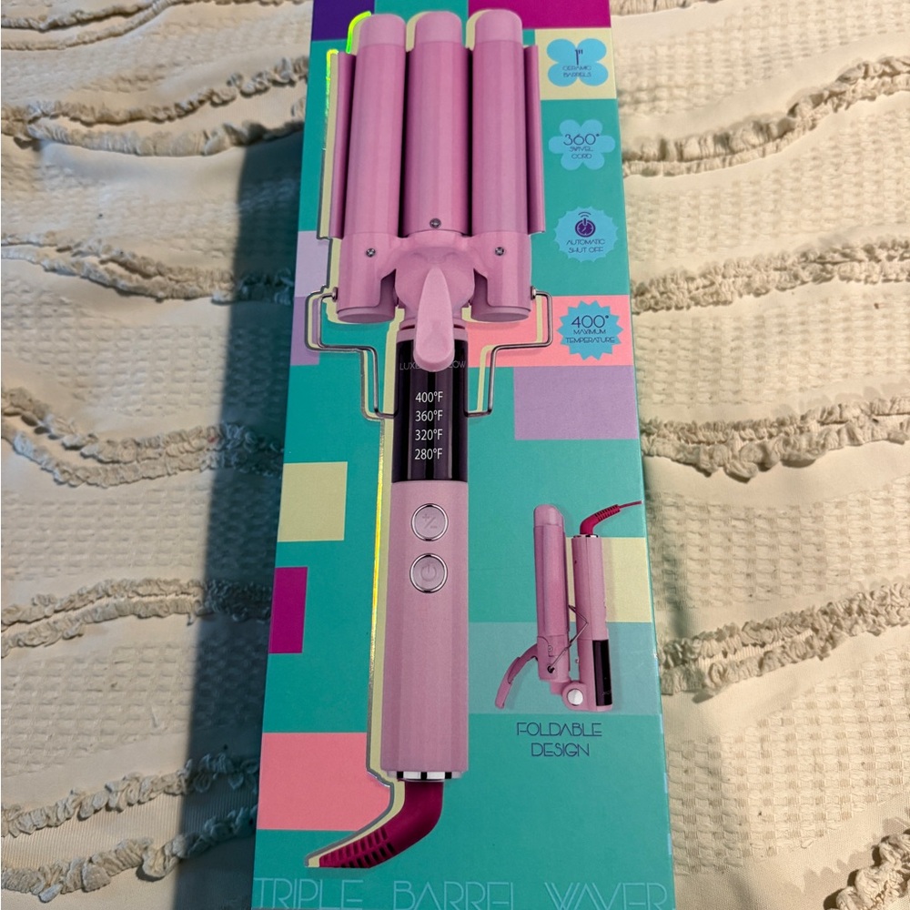 Pink Triple Barrel Hair Waver